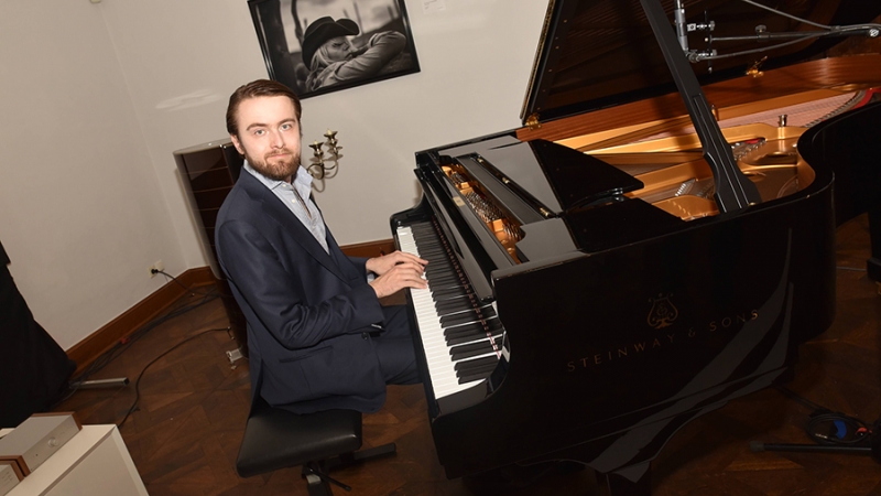 Российский пианист Трифонов обрадовался номинации на «Грэмми»