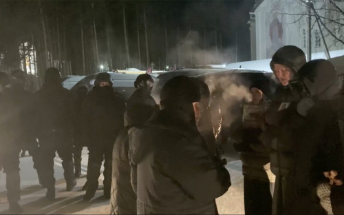 В Среднеуральский монастырь пришли полиция и миграционная служба
