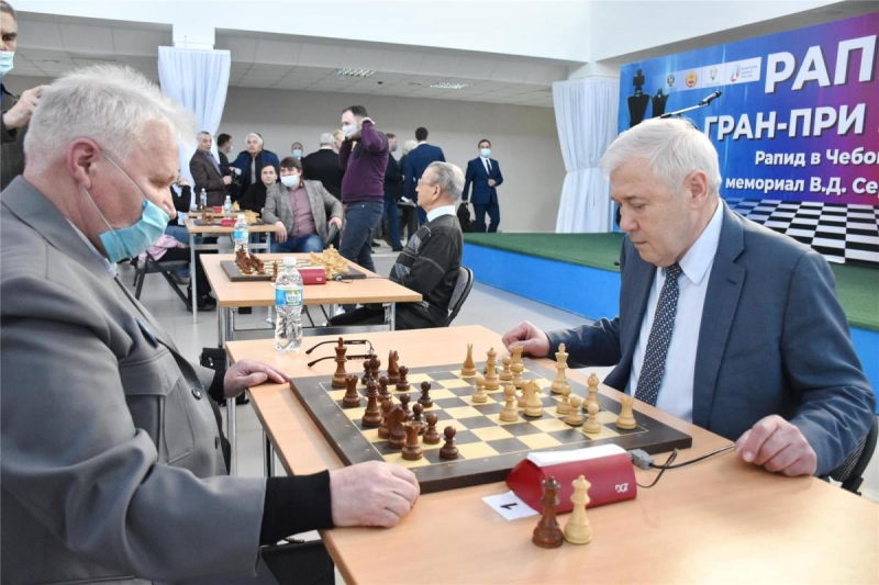 Анатолий Карпов назвал Чебоксары шахматной столицей России и не сделал поблажки Николаеву