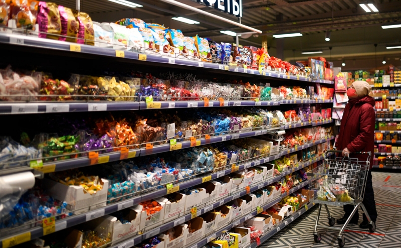 Кондитеры предупредили розницу о росте цен на конфеты и вафли