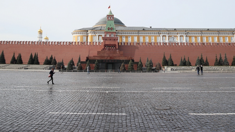 Мавзолей Ленина снова открылся для посетителей