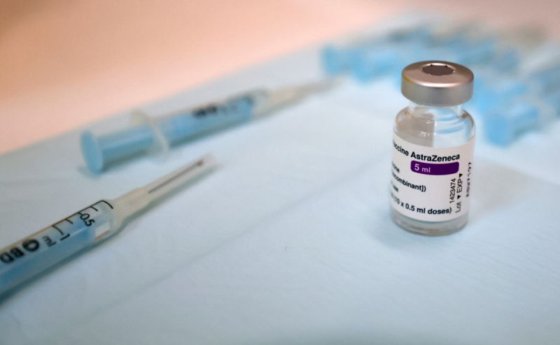 США решили поделиться с другими странами 60 млн доз вакцины AstraZenec
