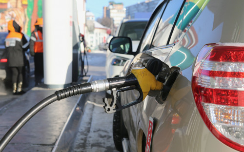 В России заработала новая формула расчета цены бензина