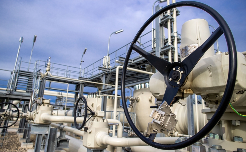 «Газпром» сократил транзит газа через Польшу на треть