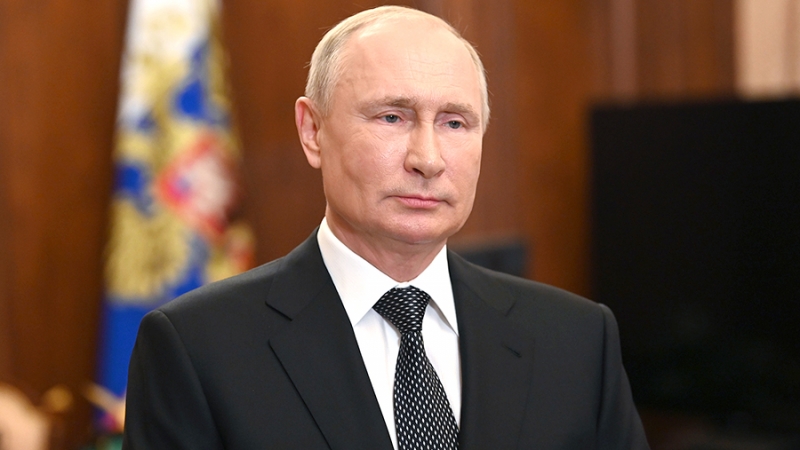Путин учредил две новые награды за заслуги в области культуры