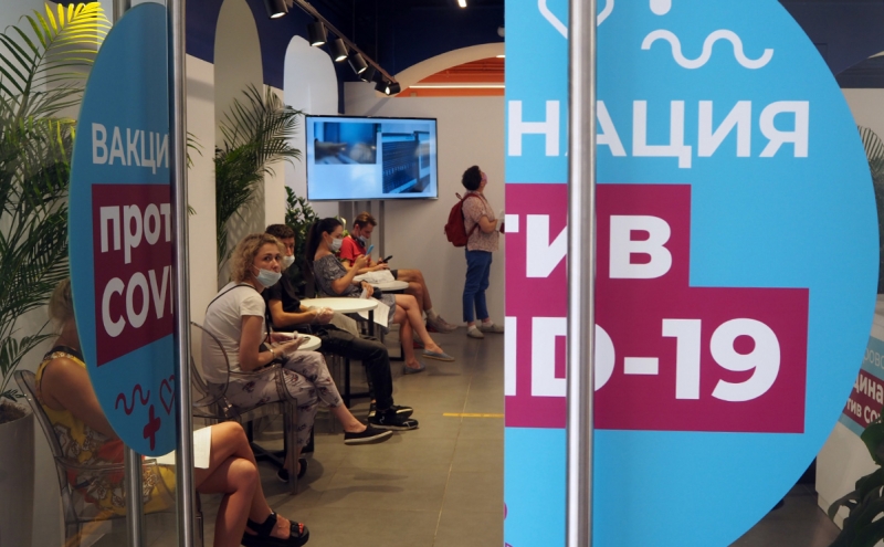 Ретейлеры попросили мэрию Москвы убрать ПЦР-тесты после вакцинации 60%