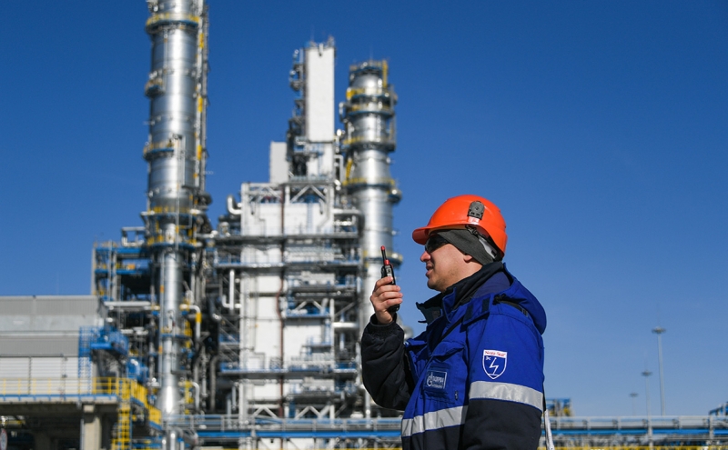 На Сахалине подготовят проект для выпуска бензина из газового конденсата