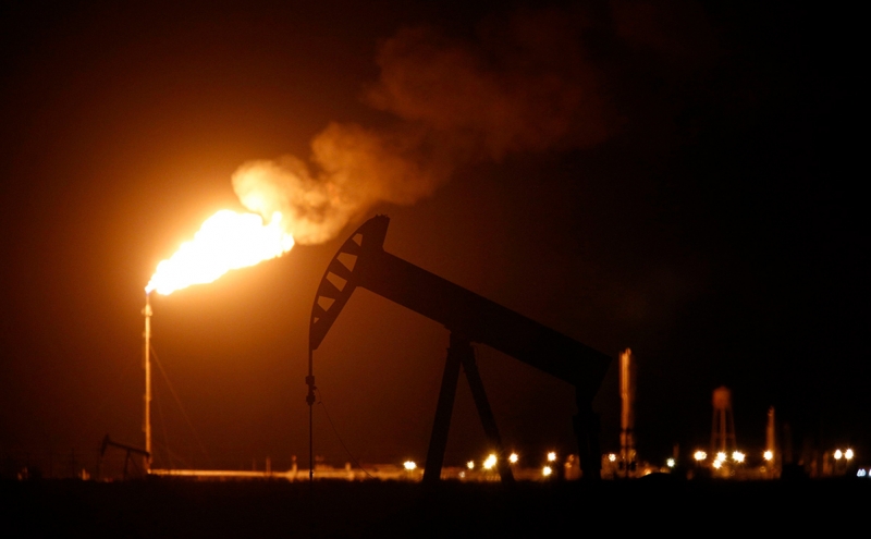 Байден решил «распечатать» стратегические запасы нефти