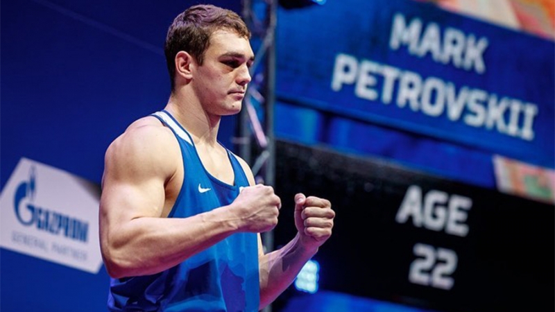 Путин поздравил боксера Петровского с победой на чемпионате мира