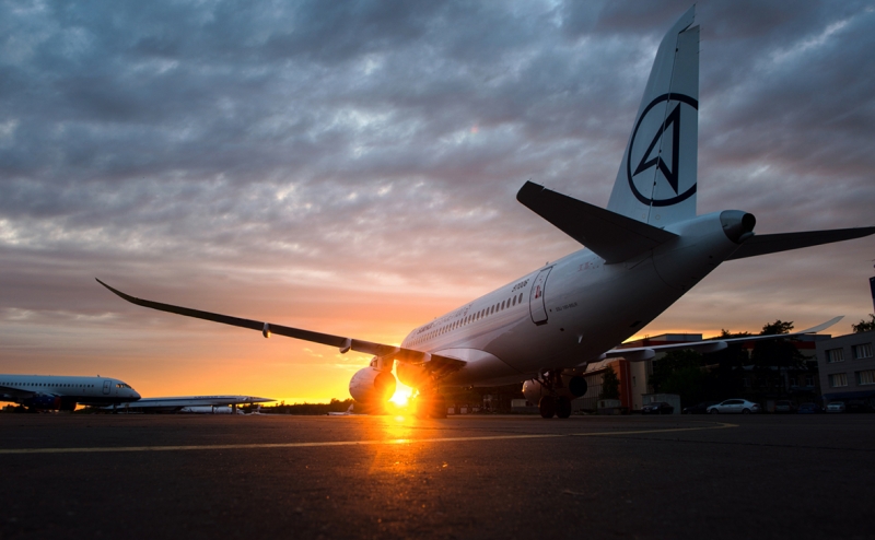 В «Уральских авиалиниях» заявили о завышении зарплат пилотам Superjet