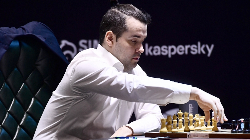 Вспомнить Непомнящего: отдаст ли Карлсен шахматную корону сопернику из РФ