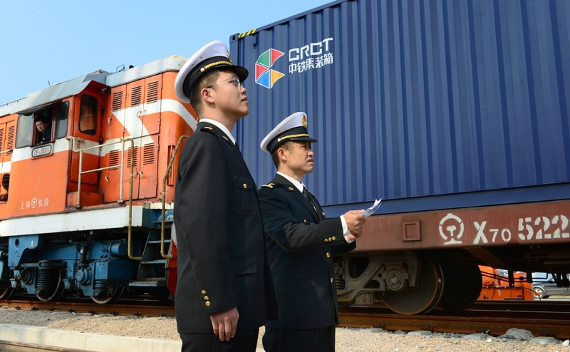 Китай снял ограничения на прием грузов по железной дороге