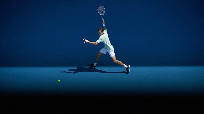 Теннисист Медведев обыграл Кирьоса и вышел в третий круг Australian Open