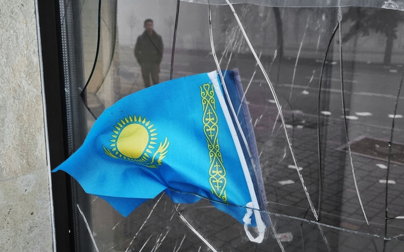 В Казахстане приостановят торги на товарных биржах из-за протестов