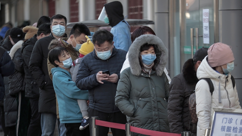 Всплеск заболеваемости COVID-19 выявили в Пекине перед ОИ-2022