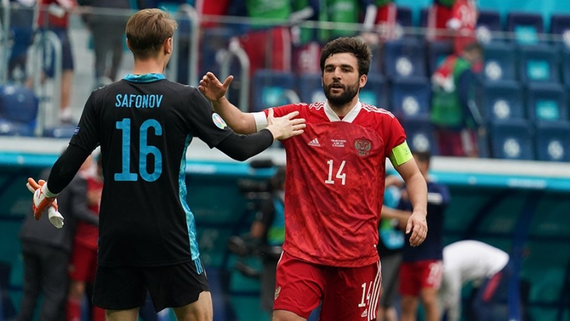 ФИФА запретила сборной РФ использовать флаг и гимн страны
