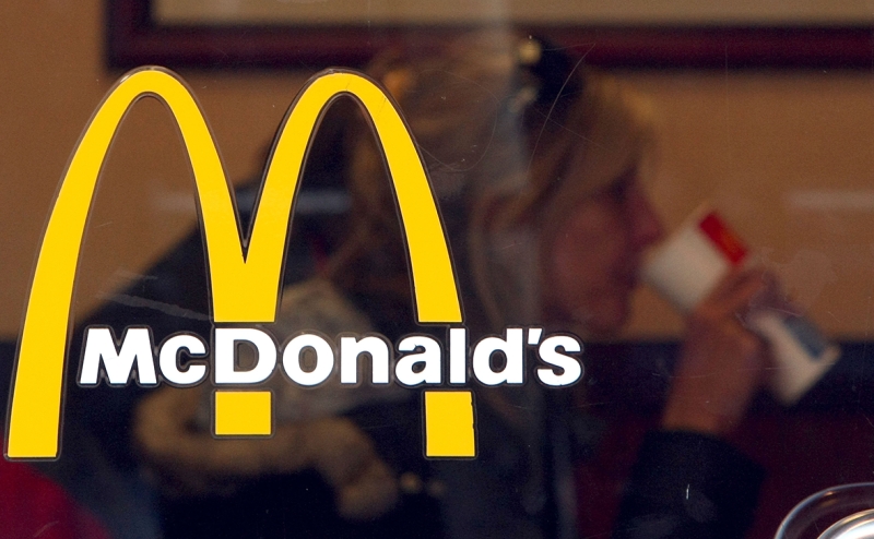 «Макдоналдс» временно закроет все рестораны в России