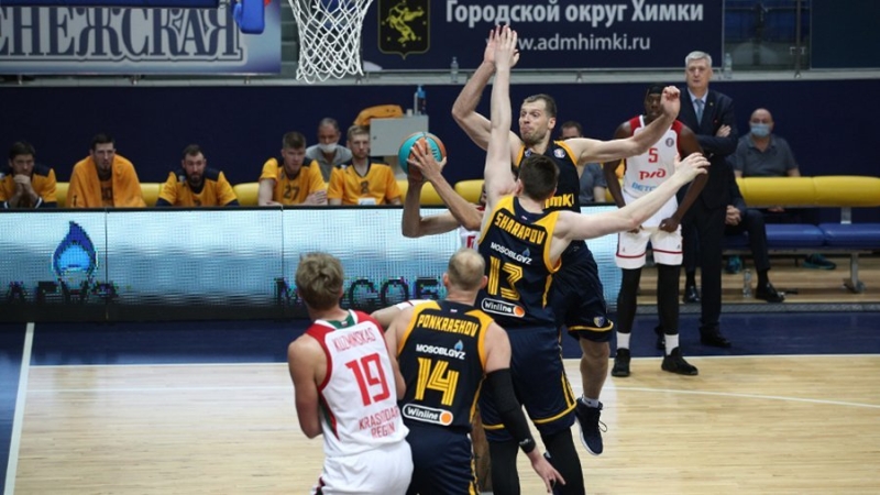 Равнение на фланги: как трансформируется российский баскетбол