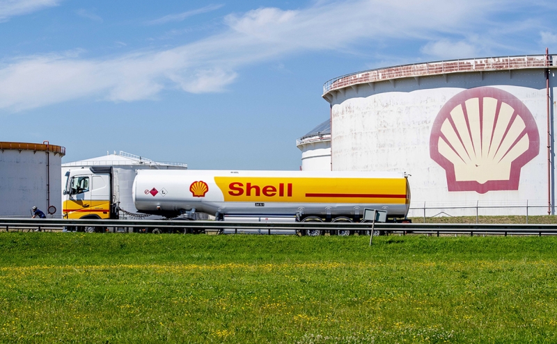 Shell начала выводить сотрудников из совместных проектов с «Газпромом»
