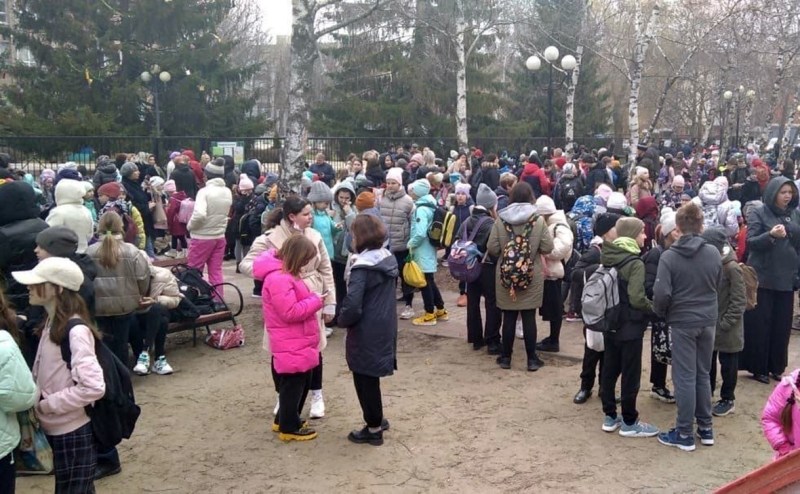 Все школы Белгородской области эвакуировали из-за сообщений о минировании