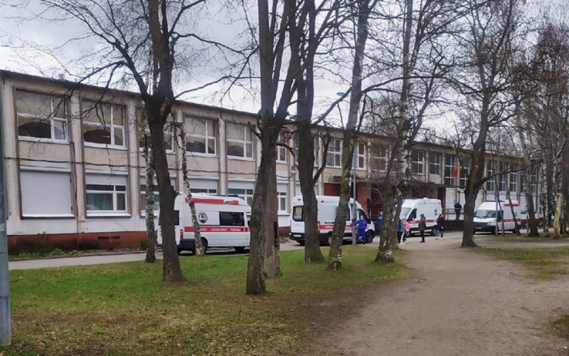 В Якутии с признаками отравления госпитализировали 13 детей