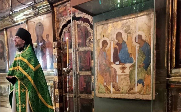 Икону «Святая Троица» Андрея Рублева вернули в Третьяковку