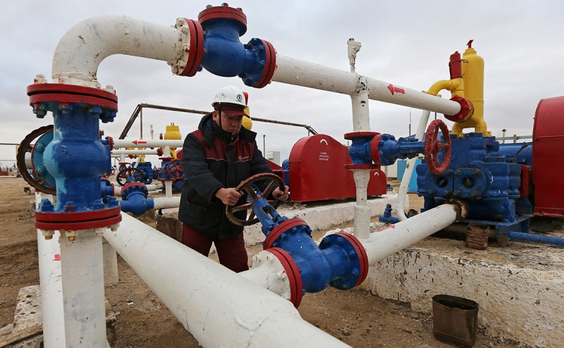 КТК сократил прокачку нефти из Казахстана из-за трещин
