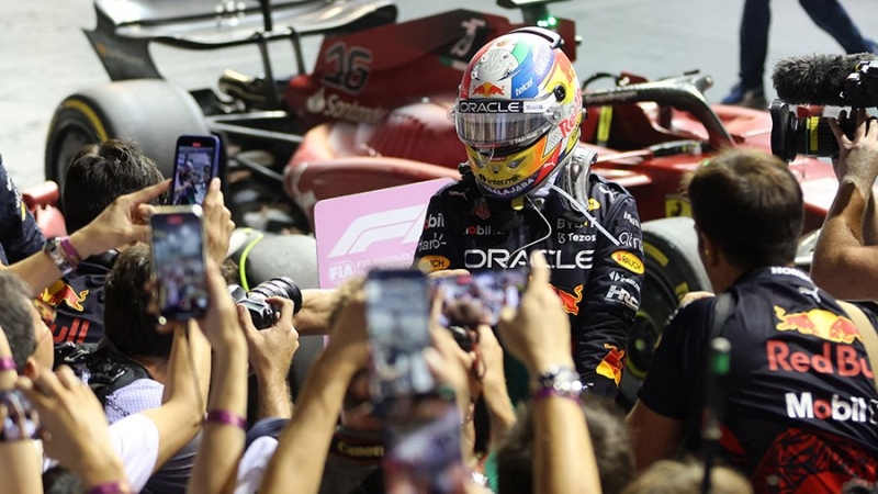 Перес стал победителем Гран-при Сингапура «Формулы-1»