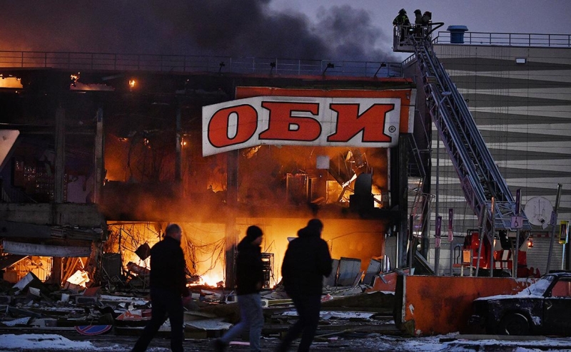 OBI пообещала доставить товары клиентам сгоревшего гипермаркета в