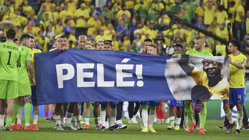 Сборная Бразилии посвятила победу над корейцами Пеле