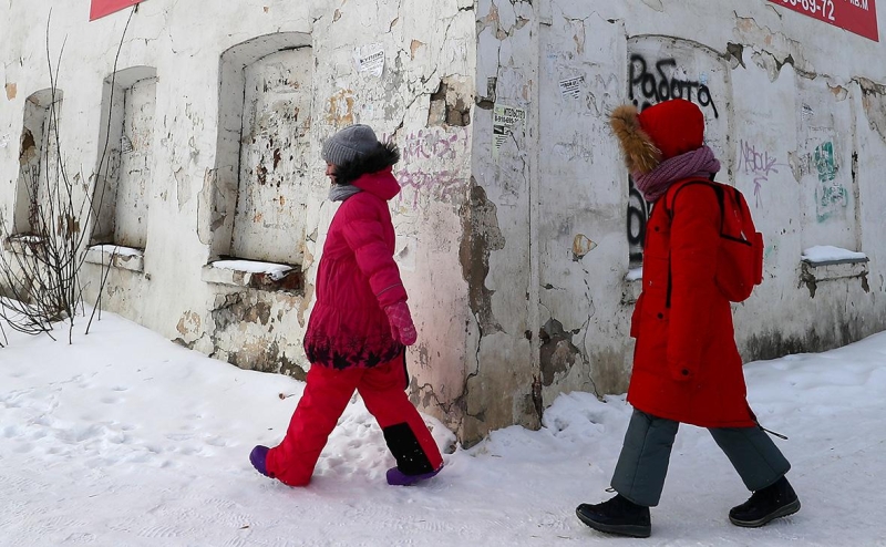В Петербурге младшие классы отправят на досрочные каникулы из-за