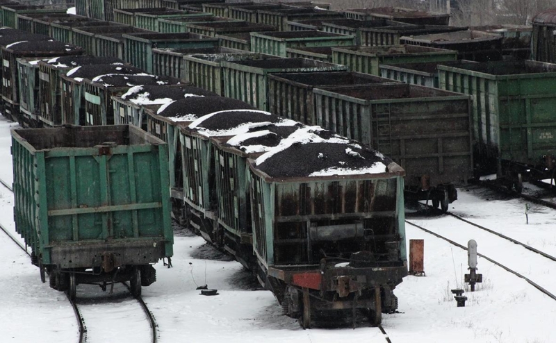 Казахстан нарастил транзит угля через Россию