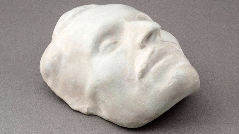 Посмертную маску Гоголя выставят на торги за 250 тыс. рублей