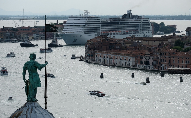 В Венеции почти пересохли каналы