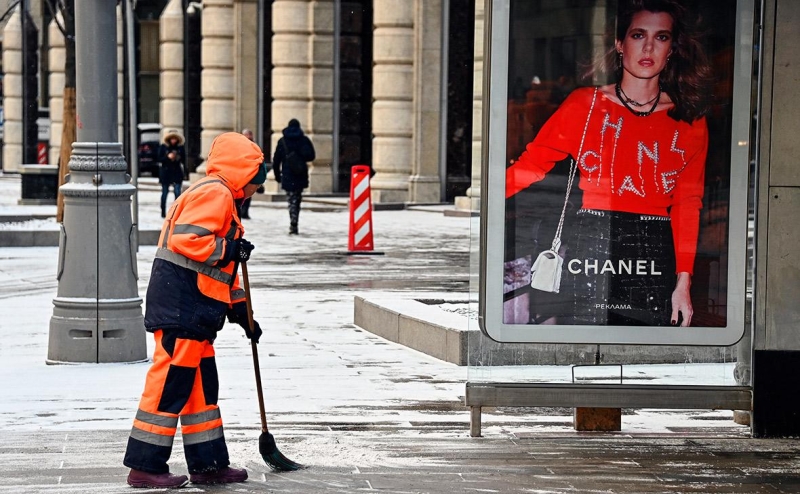 «Шубовик» вместо Chanel: как изменилась за год реклама моды в России